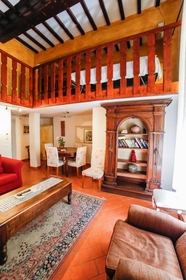 Traditional Apt Close To The Duomo - Private Yard! Florença Exterior foto